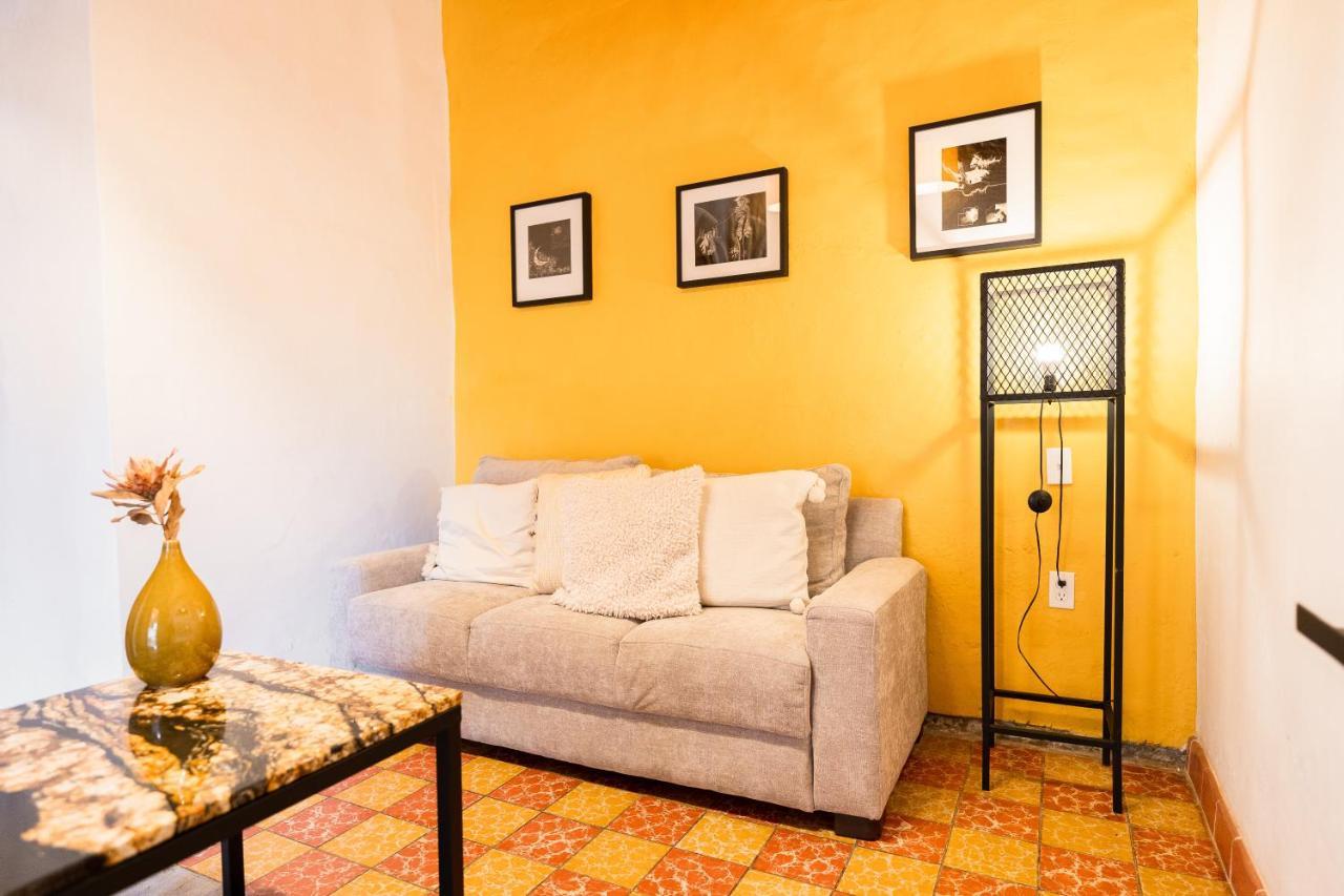 Hotel Casa I. Madero Tapalpa Zewnętrze zdjęcie